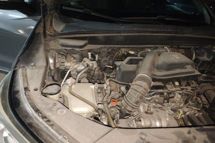 Used Acura CDX 2016 1.5T Two-Wheel Drive Deluxe Edition Engine Bay Right