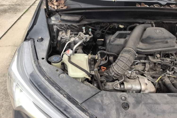 Used Acura CDX 2016 1.5T Two-Wheel Drive Deluxe Edition Engine Bay Right