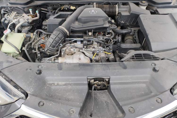 Used Acura CDX 2016 1.5T Two-Wheel Drive Deluxe Edition Engine Bay
