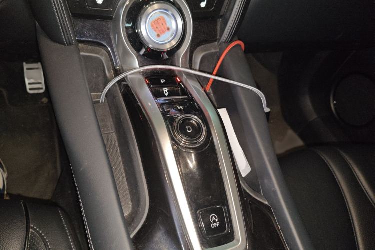 Used Acura CDX 2016 1.5T Two-Wheel Drive Deluxe Edition Gear Lever