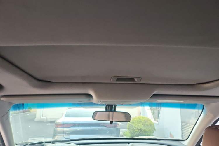 Used Acura CDX 2016 1.5T Two-Wheel Drive Deluxe Edition Headliner