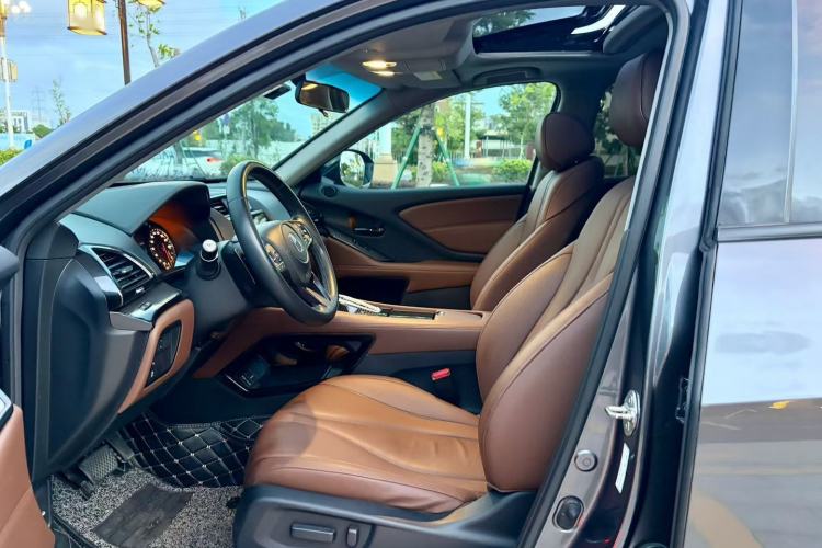 Used Acura CDX 2016 1.5T Two-Wheel Drive Deluxe Edition Interior 2