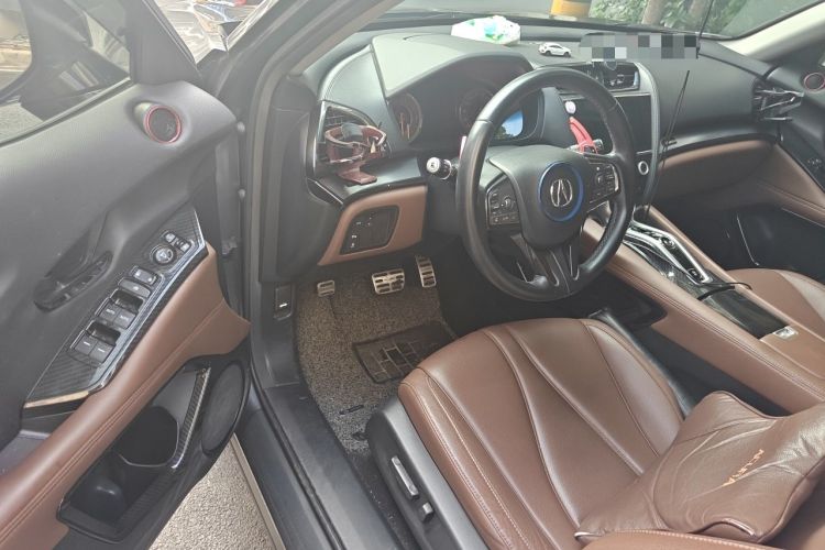 Used Acura CDX 2016 1.5T Two-Wheel Drive Deluxe Edition Interior 3