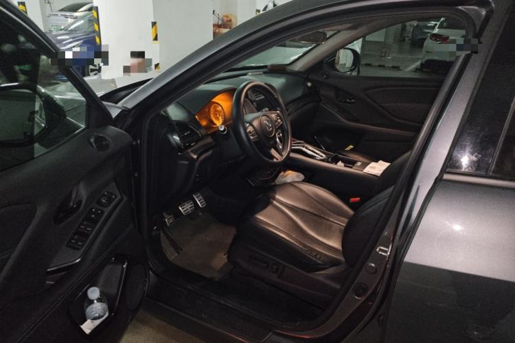 Used Acura CDX 2016 1.5T Two-Wheel Drive Deluxe Edition Interior 3