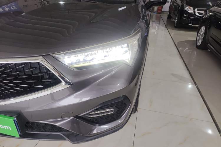 Used Acura CDX 2016 1.5T Two-Wheel Drive Deluxe Edition Left Front Headlight