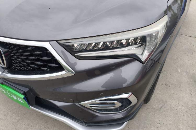 Used Acura CDX 2016 1.5T Two-Wheel Drive Deluxe Edition Left Front Headlight
