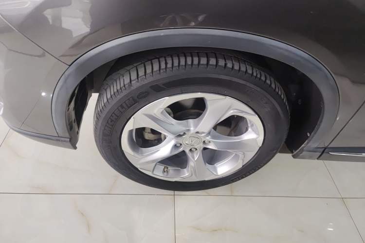 Used Acura CDX 2016 1.5T Two-Wheel Drive Deluxe Edition Left Front Wheel Hub