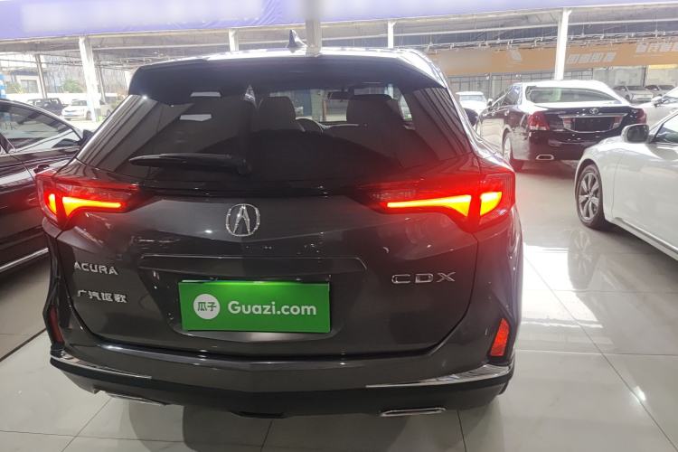 Used Acura CDX 2016 1.5T Two-Wheel Drive Deluxe Edition Rear
