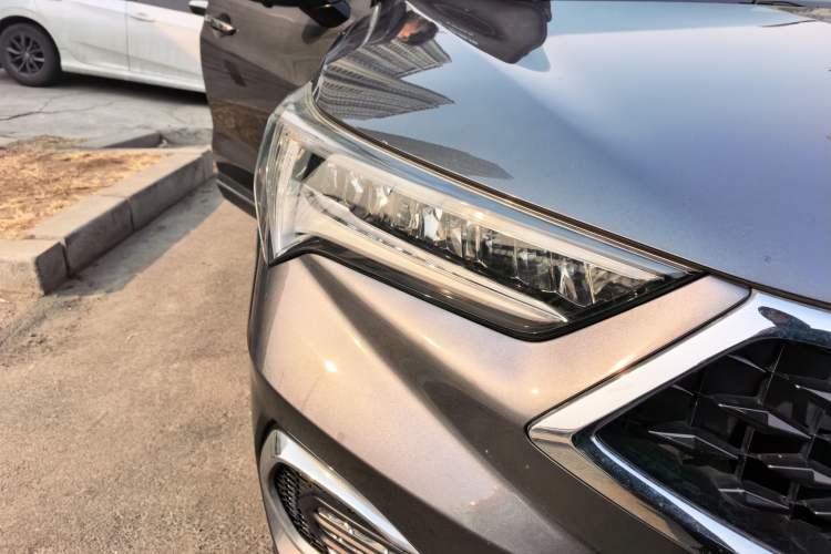 Used Acura CDX 2016 1.5T Two-Wheel Drive Enjoyment Version Right Front Headlight