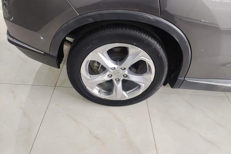 Used Acura CDX 2016 1.5T Two-Wheel Drive Deluxe Edition Right Rear Wheel Hub
