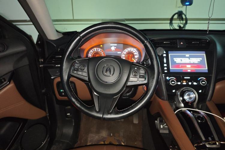 Used Acura CDX 2016 1.5T Two-Wheel Drive Deluxe Edition Steering Wheel
