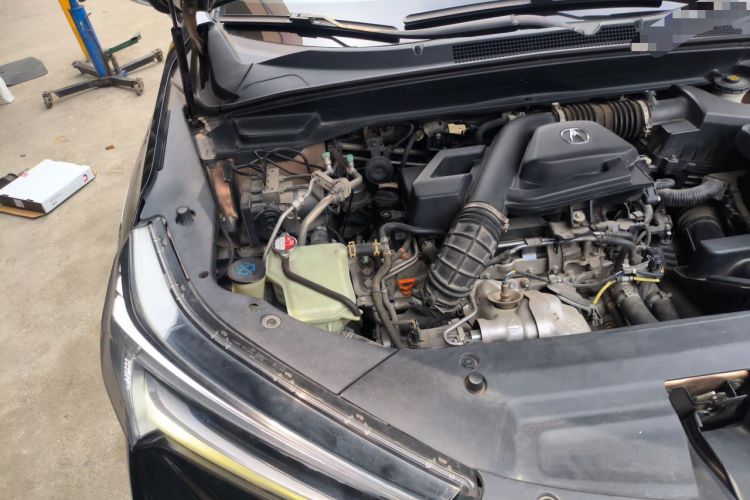 Used Acura CDX 2016 1.5T Two-Wheel Drive Enjoyment Edition Engine Bay Right
