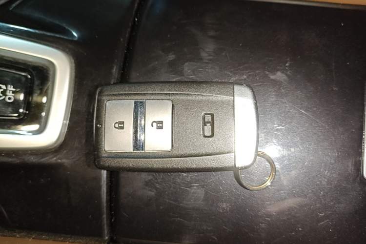 Used Acura CDX 2016 1.5T Two-Wheel Drive Deluxe Edition Vehicle Key