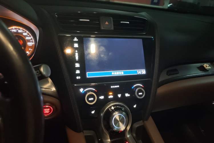 Used Acura CDX 2016 1.5T Two-Wheel Drive Deluxe Edition Audio And AC Panel