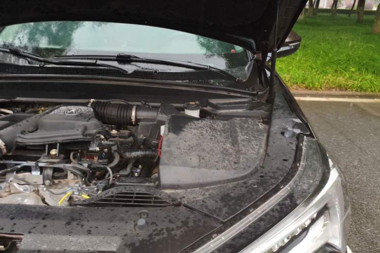 Used Acura CDX 2016 1.5T Two-Wheel Drive Deluxe Edition Engine Bay Left