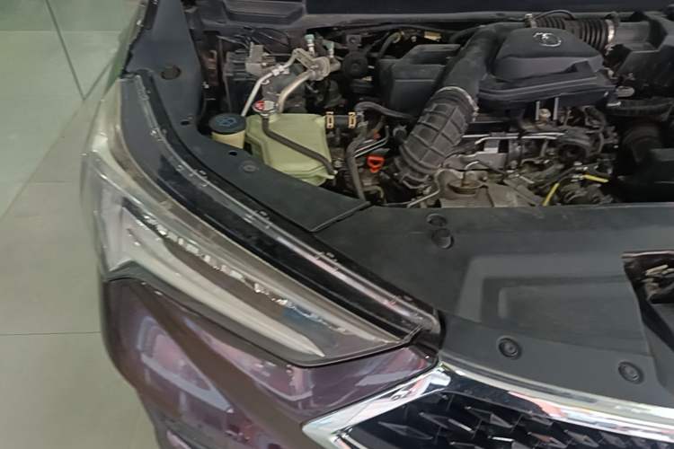 Used Acura CDX 2016 1.5T Four-Wheel Drive Luxury Edition Engine Bay Right