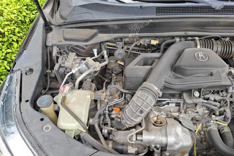 Used Acura CDX 2016 1.5T Two-Wheel Drive Enjoyment Edition Engine Bay Right