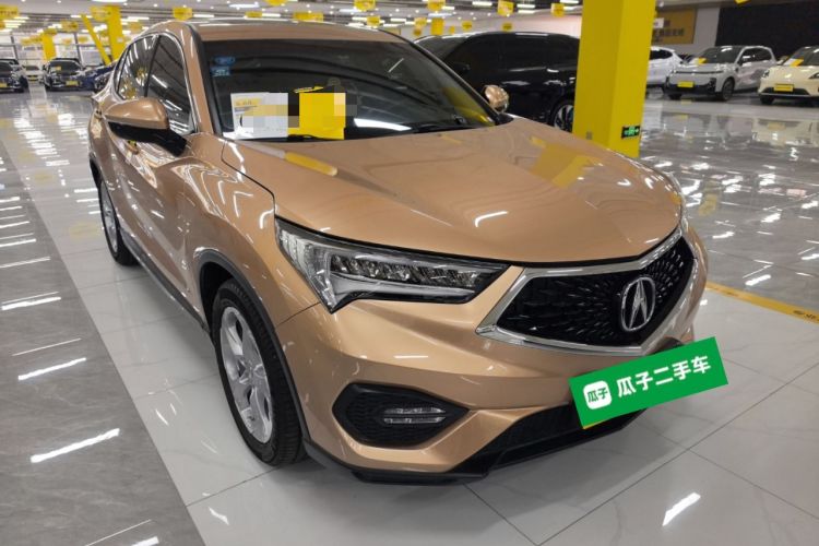 Used Acura CDX 2016 1.5T Two-Wheel Drive Deluxe Edition Front Right 45 Deg