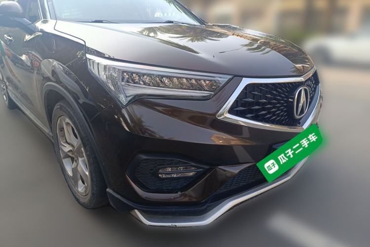 Used Acura CDX 2016 1.5T Two-Wheel Drive Deluxe Edition Front Right 45 Deg