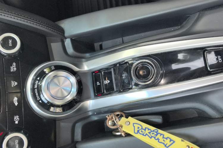 Used Acura CDX 2016 1.5T Two-Wheel Drive Enjoyment Edition Gear Lever