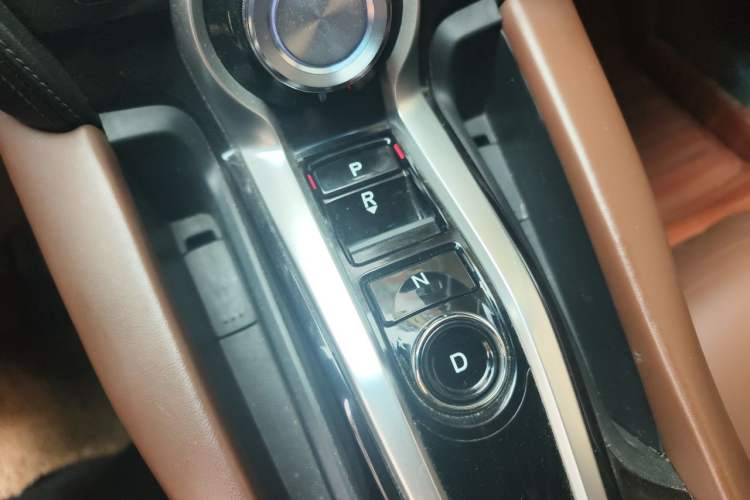 Used Acura CDX 2016 1.5T Four-Wheel Drive Smart Edition Gear Lever