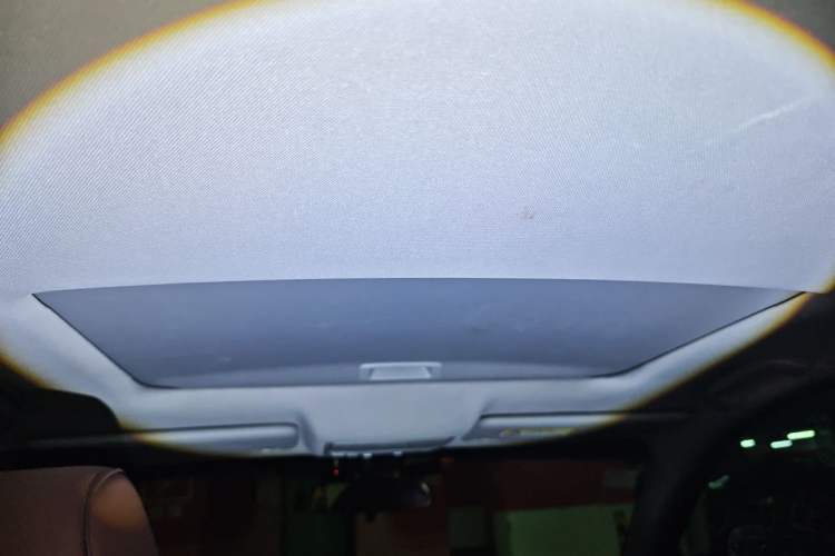 Used Acura CDX 2016 1.5T Two-Wheel Drive Deluxe Edition Headliner