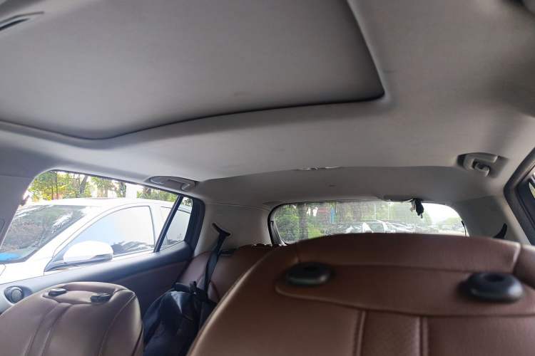 Used Acura CDX 2016 1.5T Two-Wheel Drive Deluxe Edition Headliner