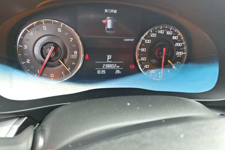 Used Acura CDX 2016 1.5T Two-Wheel Drive Enjoyment Edition Odometer Close Up