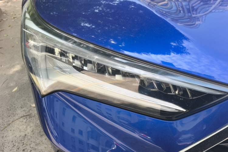 Used Acura CDX 2016 1.5T Two-Wheel Drive Enjoyment Edition Right Front Headlight