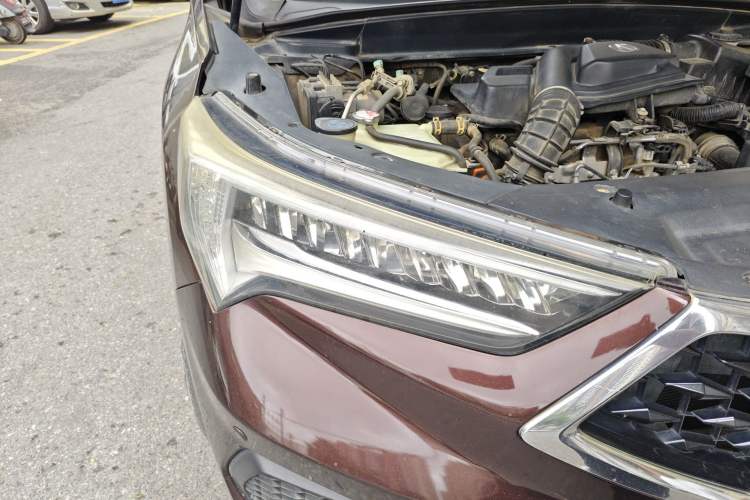 Used Acura CDX 2016 1.5T Two-Wheel Drive Enjoyment Edition Right Front Headlight
