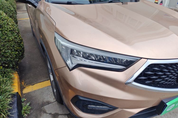 Used Acura CDX 2016 1.5T Two-Wheel Drive Deluxe Edition Right Front Headlight