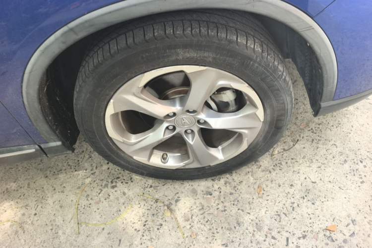 Used Acura CDX 2016 1.5T Two-Wheel Drive Enjoyment Edition Right Front Wheel Hub