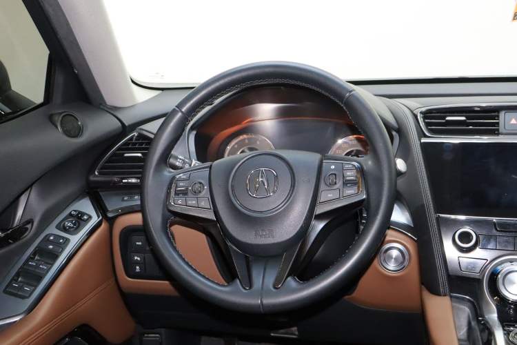 Used Acura CDX 2016 1.5T Two-Wheel Drive Deluxe Edition Steering Wheel