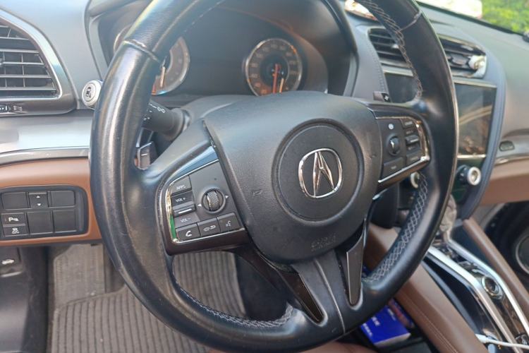 Used Acura CDX 2016 1.5T Two-Wheel Drive Deluxe Edition Steering Wheel