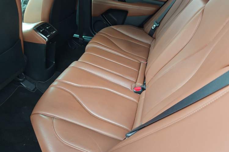 Used Acura CDX 2016 1.5T Two-Wheel Drive Deluxe Edition Left Rear Seat
