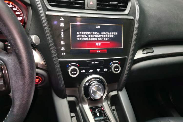 Used Acura CDX 2016 1.5T Two-Wheel Drive Enjoyment Edition Audio And AC Panel