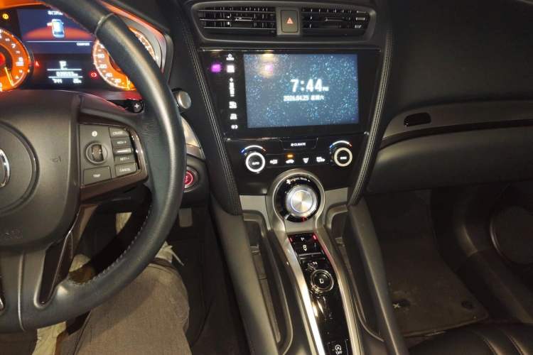 Used Acura CDX 2016 1.5T Two-Wheel Drive Enjoyment Edition Audio And AC Panel