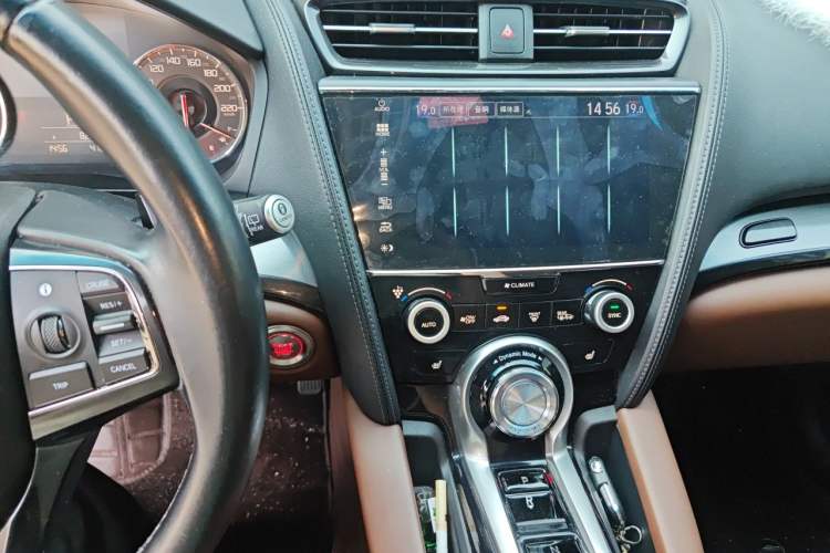 Used Acura CDX 2016 1.5T Four-Wheel Drive Smart Edition Audio And AC Panel