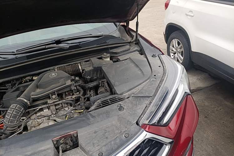 Used Acura CDX 2016 1.5T Two-Wheel Drive Deluxe Edition Engine Bay Left