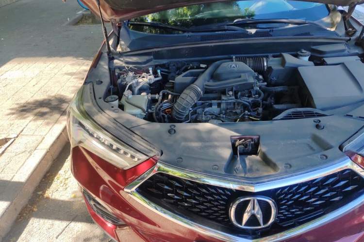 Used Acura CDX 2016 1.5T Two-Wheel Drive Deluxe Edition Engine Bay Right