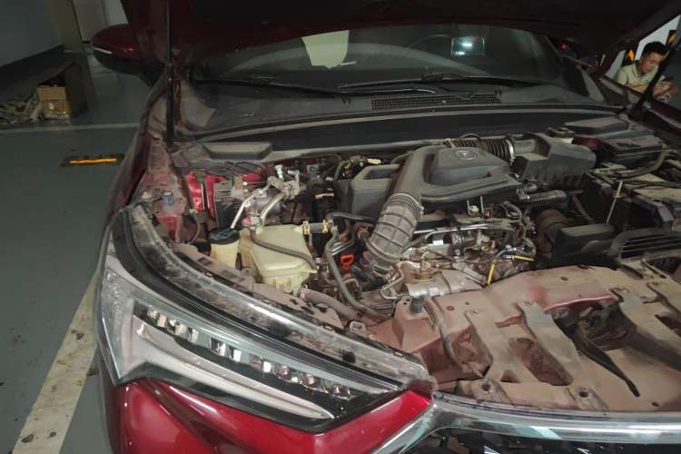 Used Acura CDX 2016 1.5T Two-Wheel Drive Deluxe Edition Engine Bay Right