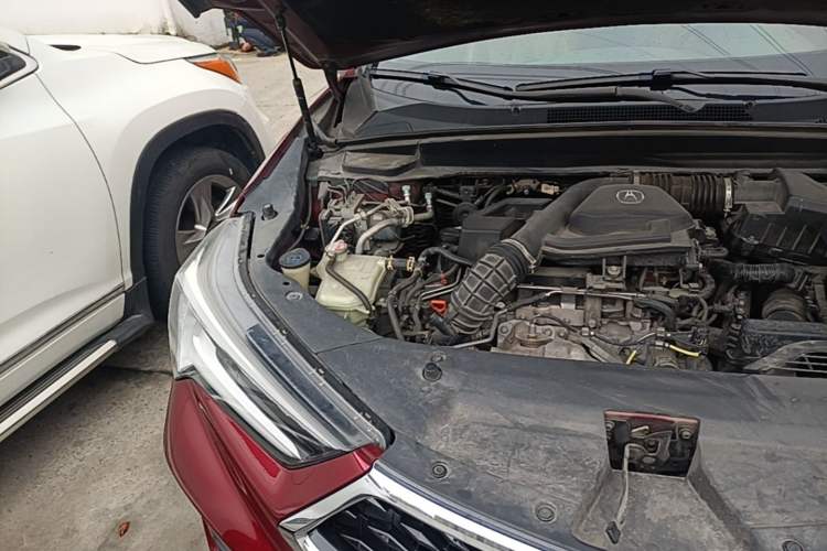 Used Acura CDX 2016 1.5T Two-Wheel Drive Deluxe Edition Engine Bay Right