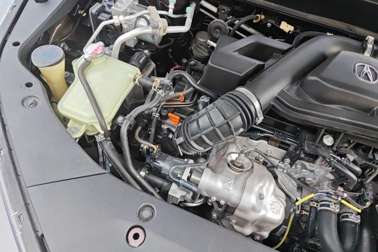 Used Acura CDX 2016 1.5T Four-Wheel Drive Smart Edition Engine Bay Right