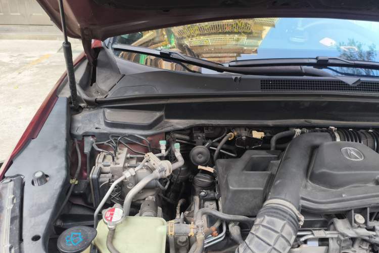 Used Acura CDX 2016 1.5T Two-Wheel Drive Deluxe Edition Engine Bay Right