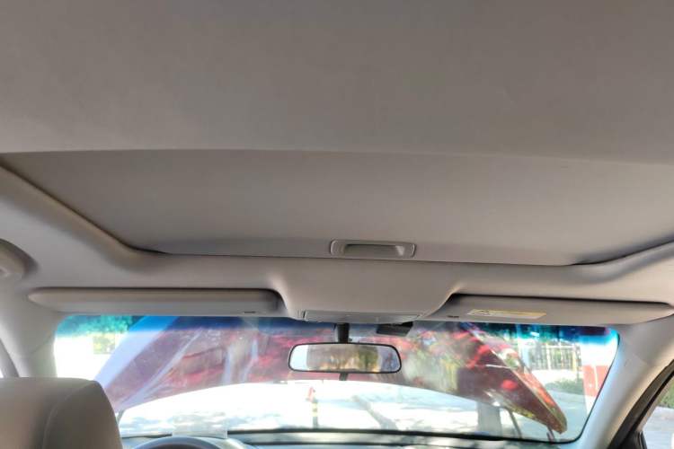 Used Acura CDX 2016 1.5T Two-Wheel Drive Deluxe Edition Headliner