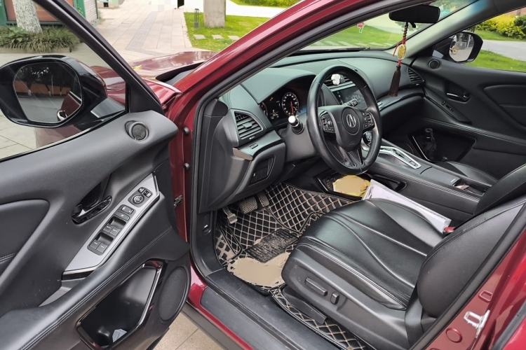 Used Acura CDX 2016 1.5T Two-Wheel Drive Enjoyment Edition Interior 3