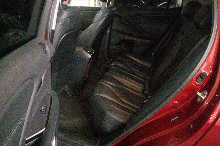 Used Acura CDX 2016 1.5T Two-Wheel Drive Deluxe Edition Left Rear Seat