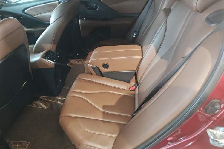 Used Acura CDX 2016 1.5T Two-Wheel Drive Deluxe Edition Left Rear Seat