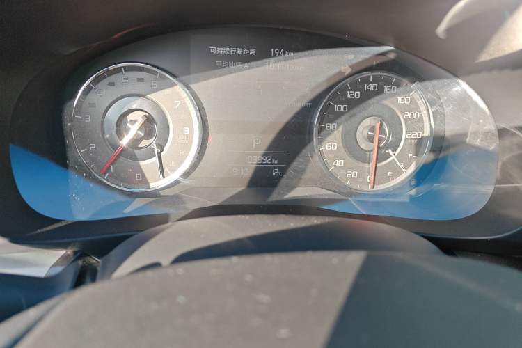 Used Acura CDX 2016 1.5T Two-Wheel Drive Enjoyment Edition Odometer Close Up