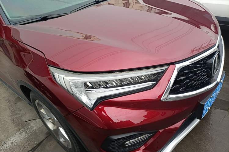 Used Acura CDX 2016 1.5T Two-Wheel Drive Deluxe Edition Right Front Headlight